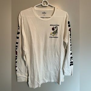Hollister Long Sleeve Graphic T-Shirt